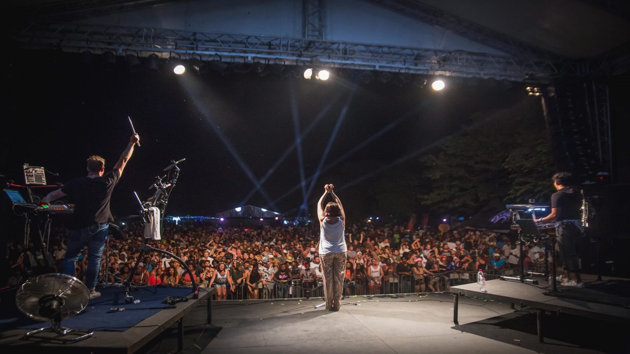 Your New Year party at the explosive Victoria Falls in Zimbabwe