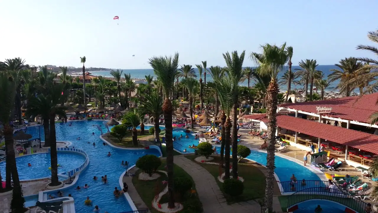 5 popular beach bars you should visit in Tunisia