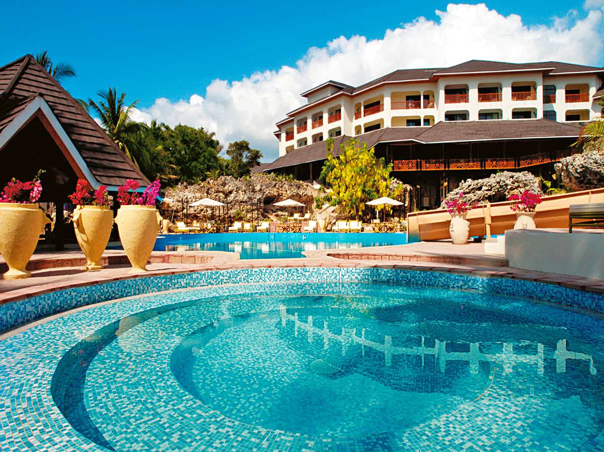 Diani Reef Hotel & Spa