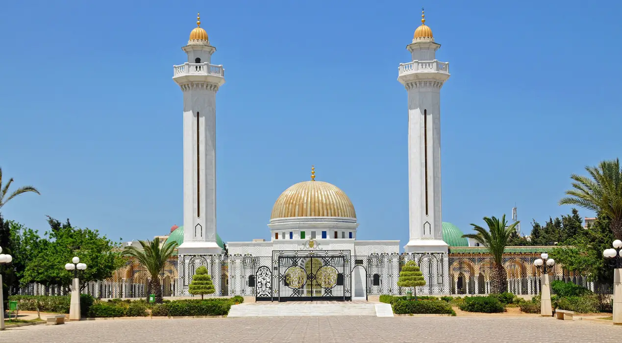 The history of Tunisia’s adorable Bourguiba Mausoleum
