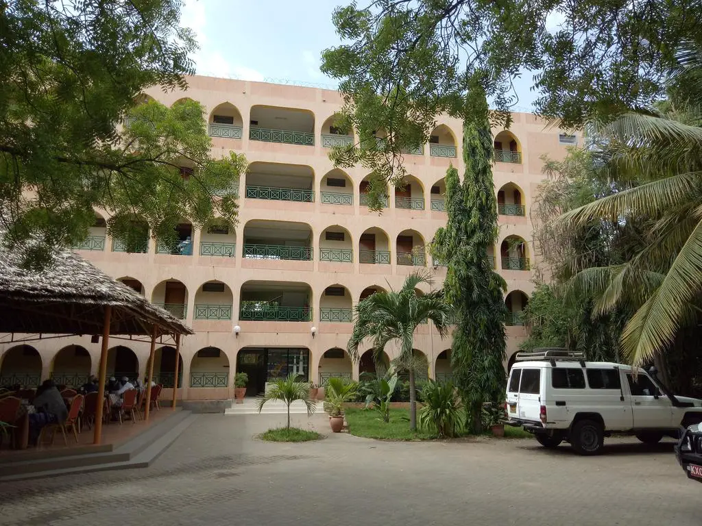 Nomad Palace Garissaa