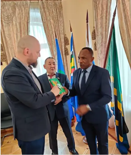 Tanzania's Moscow envoy Frederick Kibuta held a meeting with Ammosov Petr Revaldovich a member of the Russian Parliament.