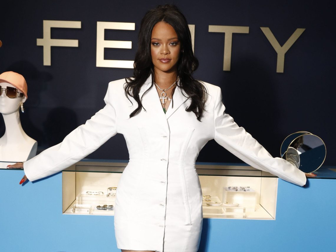 Rihanna Opening First Fenty Beauty Shop In Kenya As Love Story rihanna-opening-first-fenty-beauty-shop-in-kenya-as-love-story