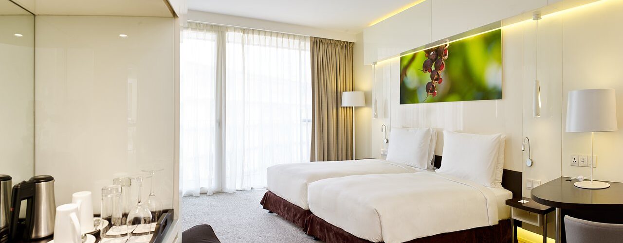 exclusive luxury hotels in rwanda