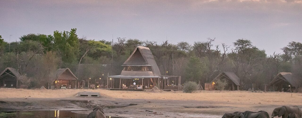 is zimbabwe expensive to travel