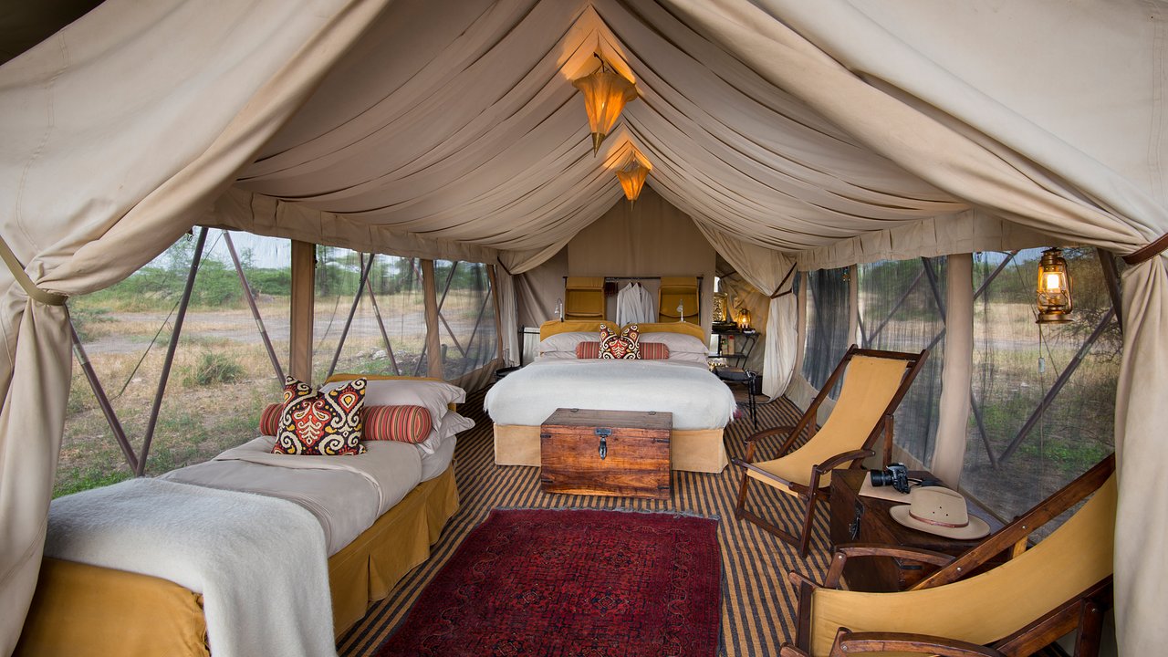 Best luxury safari lodges in Serengeti
