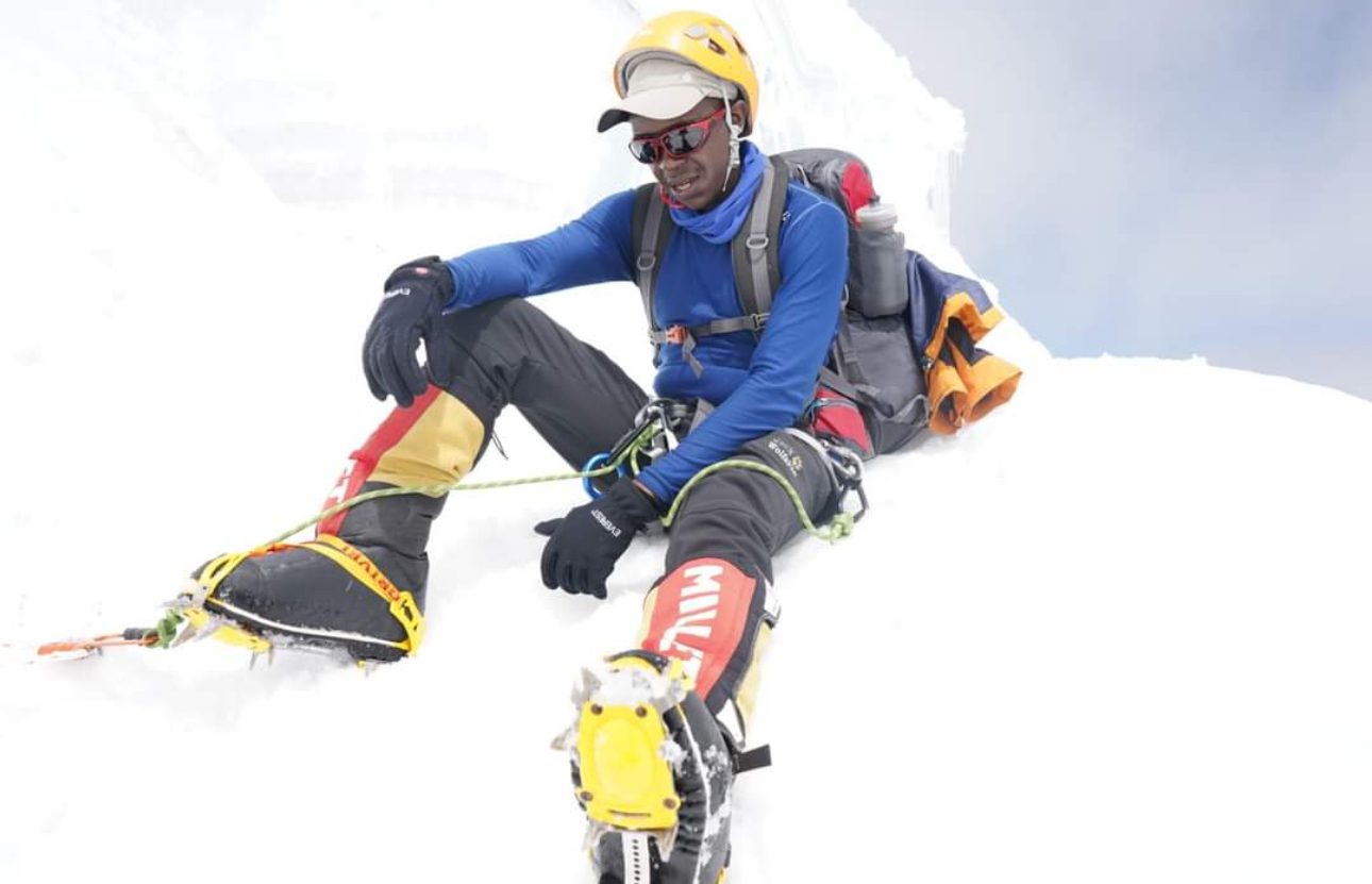 mt everest kenyan climber